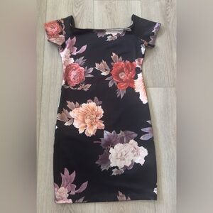 Philosophy Of Paek Floral Black Dress 👗🌸💐